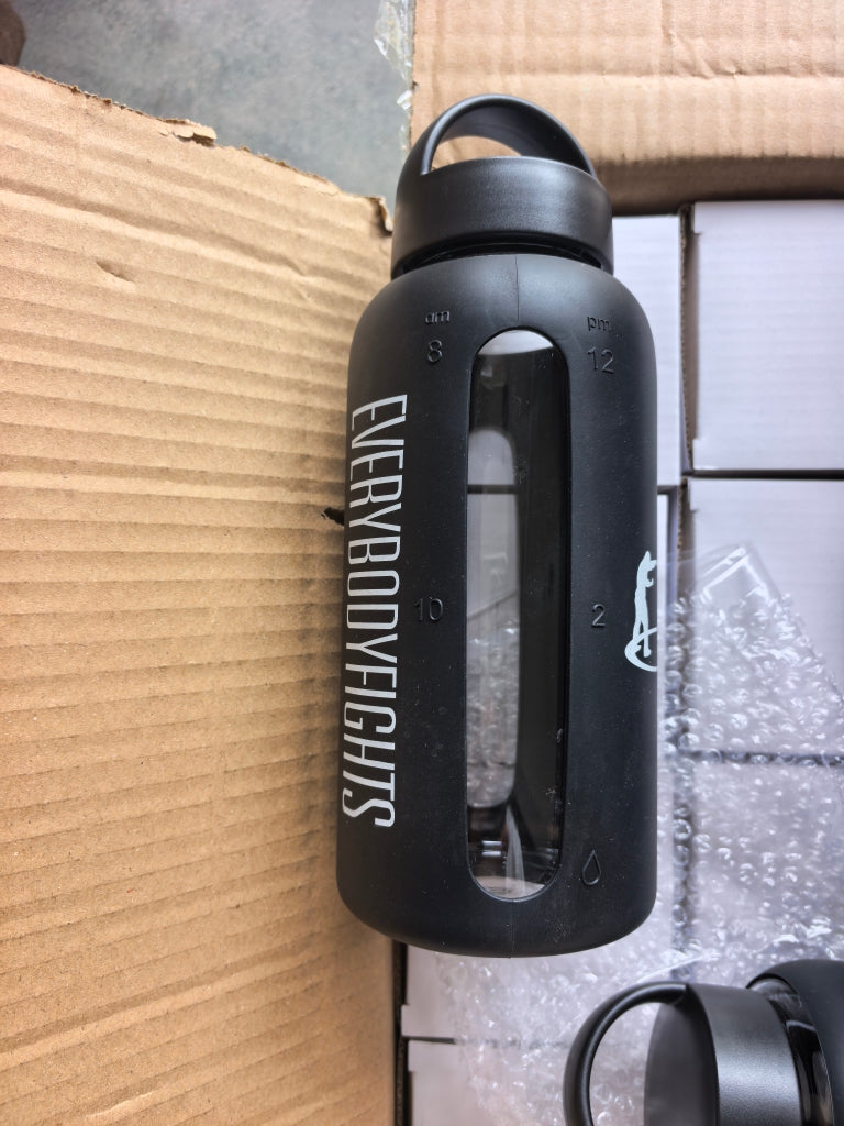 Everybodyfights water bottle 800ml